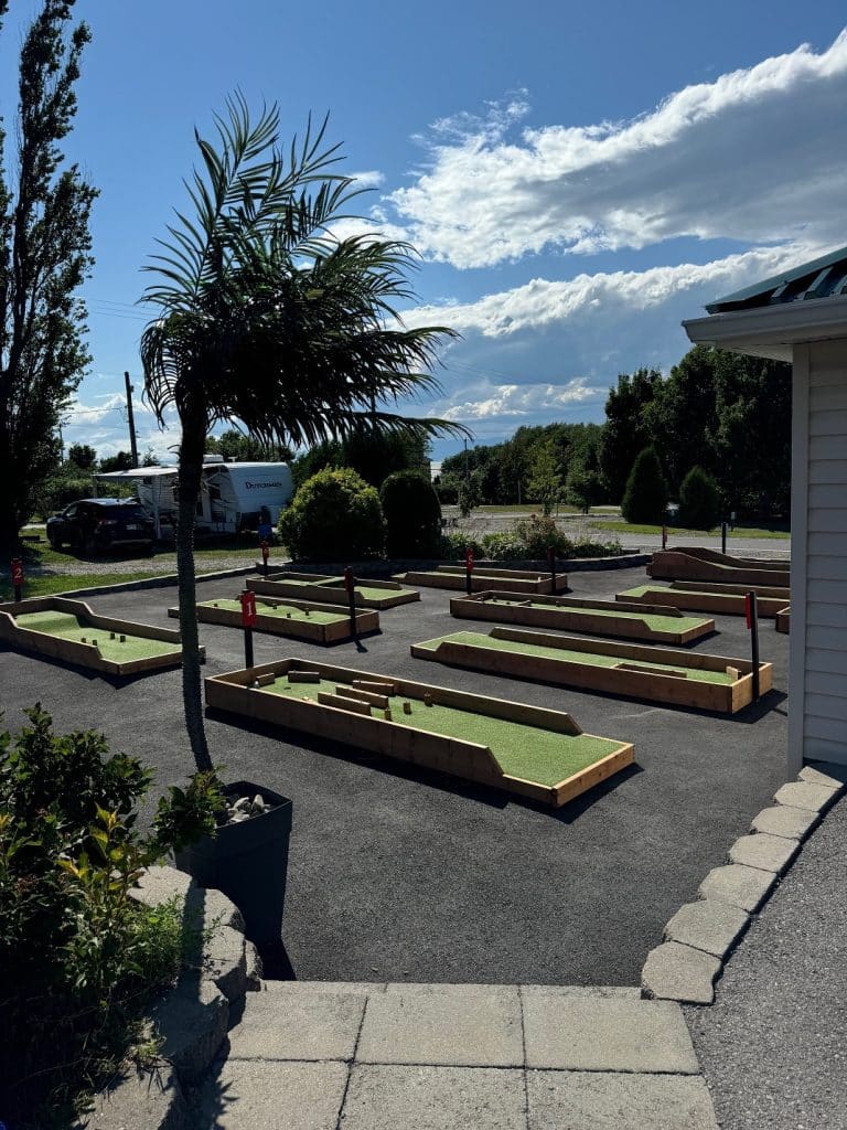 MINI GOLF LÉGENDE NO 8 2024